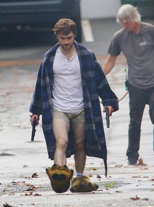 Daniel Radcliffe On The Set Of "Guns Akimbo" Movie (4 pics)