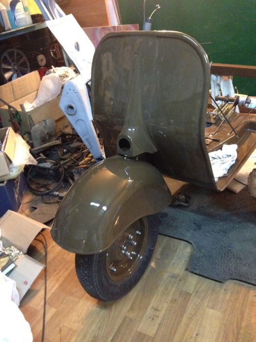 Reconstruction Of A Strange Vehicle (21 pics)