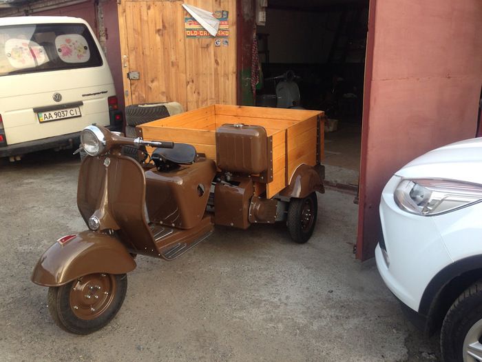 Reconstruction Of A Strange Vehicle (21 pics)