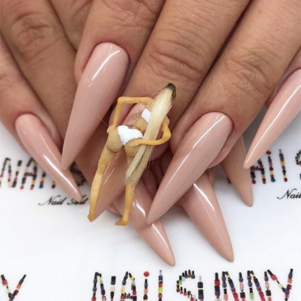 Creepy Nails (21 pics)