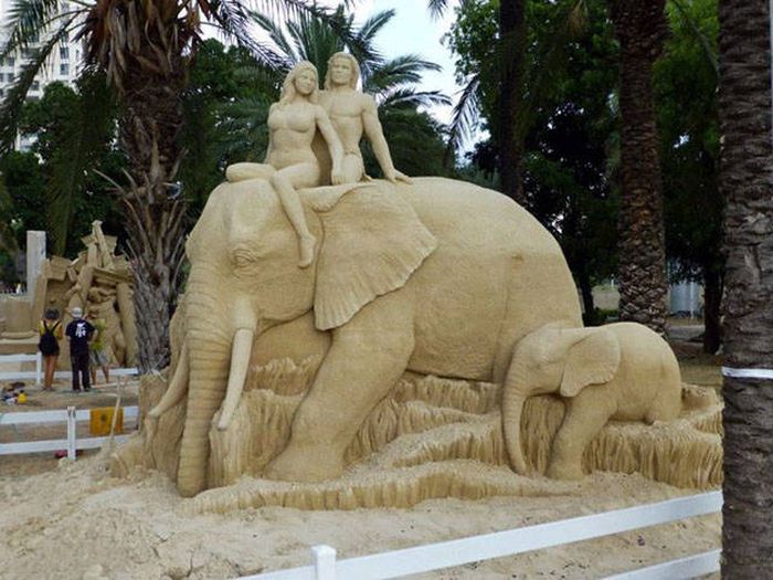Beautiful Sand Sculptures (24 pics)