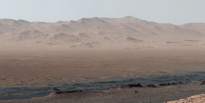 NASA Photos Taken On Mars (3 pics)