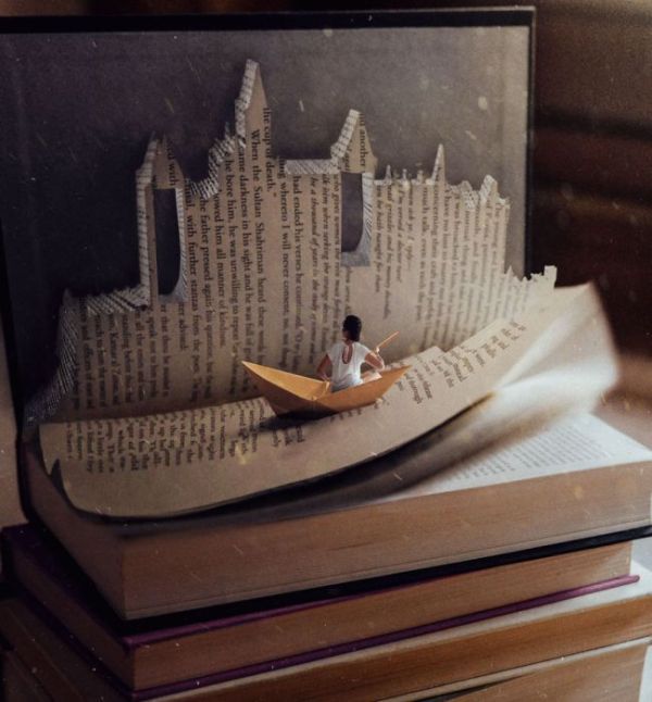 Beautiful Book Art (20 pics)