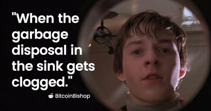 Things That Are Huge Red Flags In Movies But No Big Deal In Real Life (25 pics)