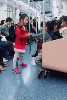 Acid Gifdump, May 25, 2018 (25 gifs)