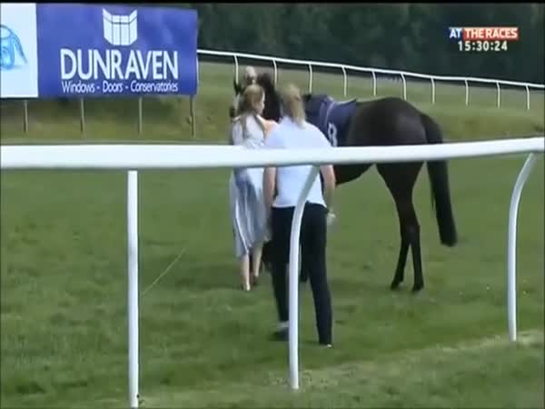 That Reporter Woman Has Quite A Grip
