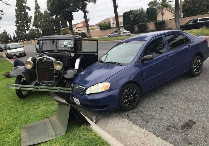 Toyota Destroyed An 87-Year-Old Ford (4 pics)