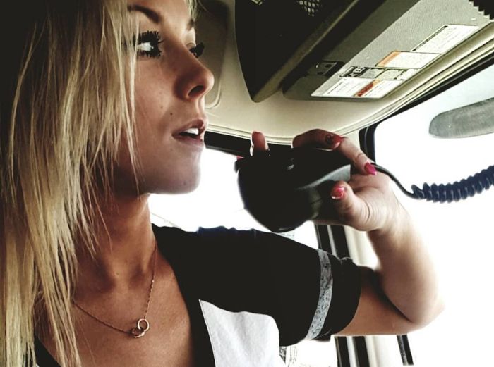 This Swedish Girl Is The Most Beautiful Female Truck Driver (6 pics)