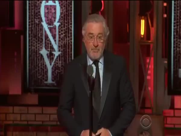 Robert De Niro Slams Trump at the Tonys: 'F- Trump'