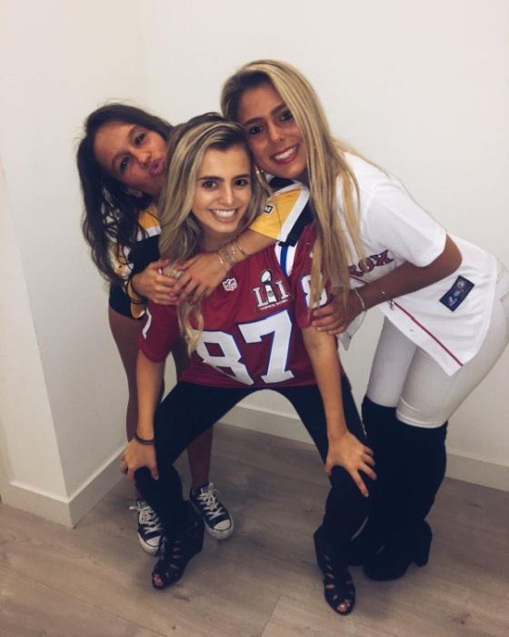 Cute Girls And Sports (30 pics)