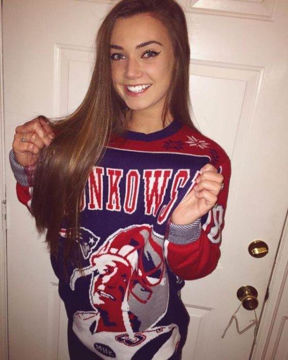 Cute Girls And Sports (30 pics)