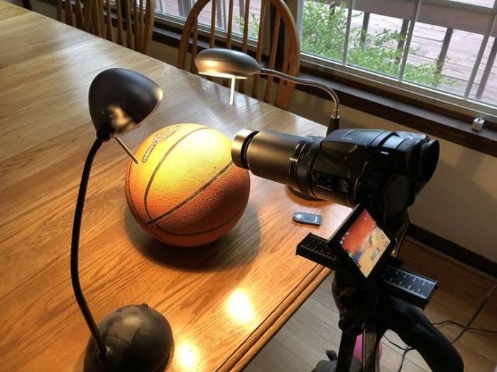 That’s How A Basketball Can Be Used To Prove That Earth Isn’t Flat (8 pics)