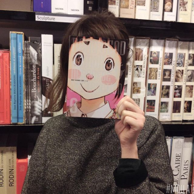 Bookstore Customers Strategically Posing With Seamlessly Matching Book Covers (19 pics)