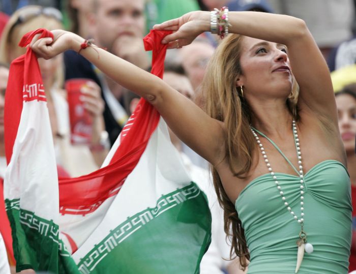 Sexy Fans Of The 2018 World Cup (32 pics)
