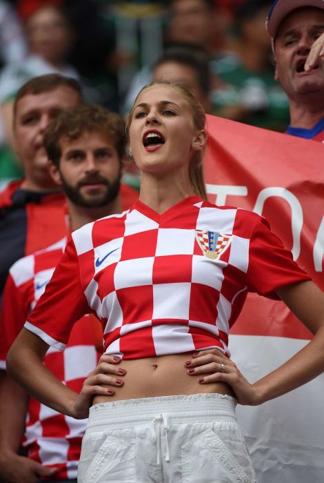 Sexy Fans Of The 2018 World Cup (32 pics)