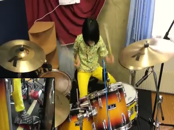 8-Year-Old Girl Destroys A Drum Cover Of Zeppelin's 'Good Times Bad Times'