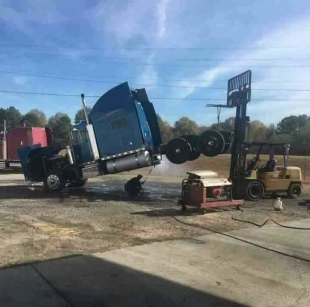 Acid Picdump (94 pics)