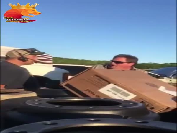 Is There Anything Better Than Watching A Douchebag Get Knocked Out