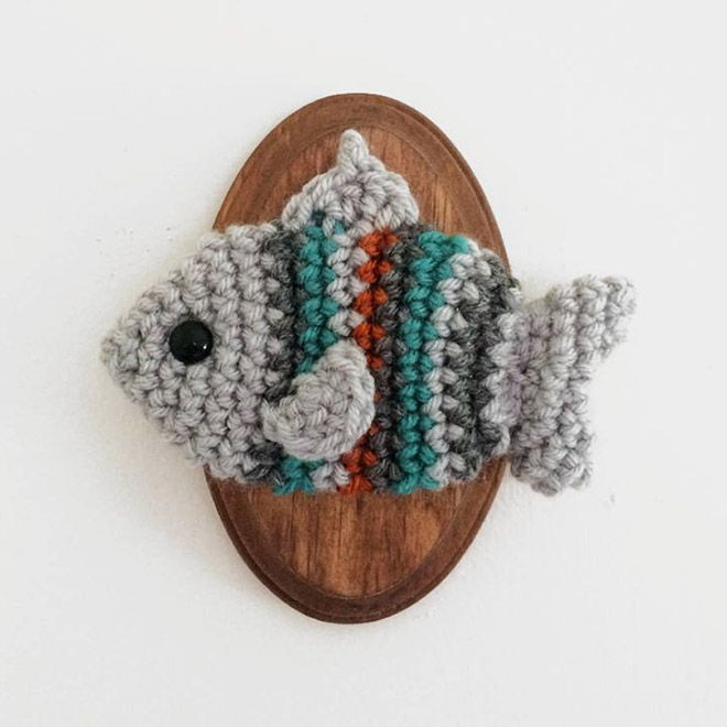 Crochet Taxidermy (18 pics)