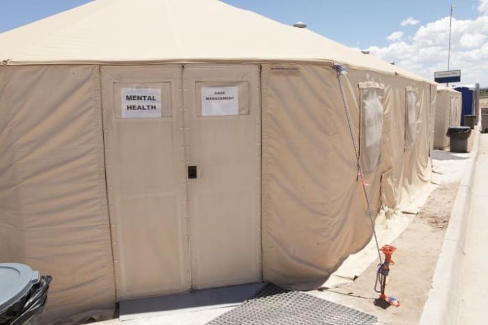 Texas Facility That's Housing 326 Immigrant Children In Tents (9 pics)