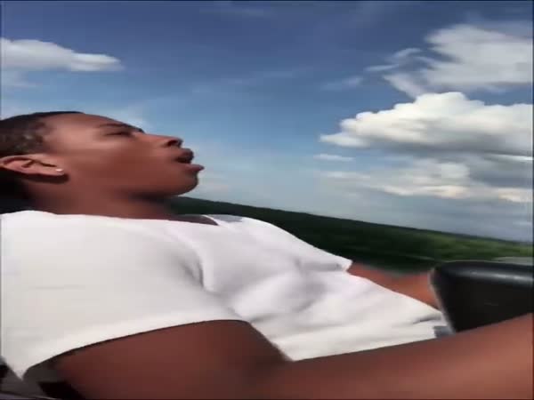 Man Passes Out While Riding The Superman Ride At Six Flags