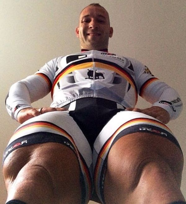 Track Cyclist  Robert Forstemann’s Legs (4 pics)