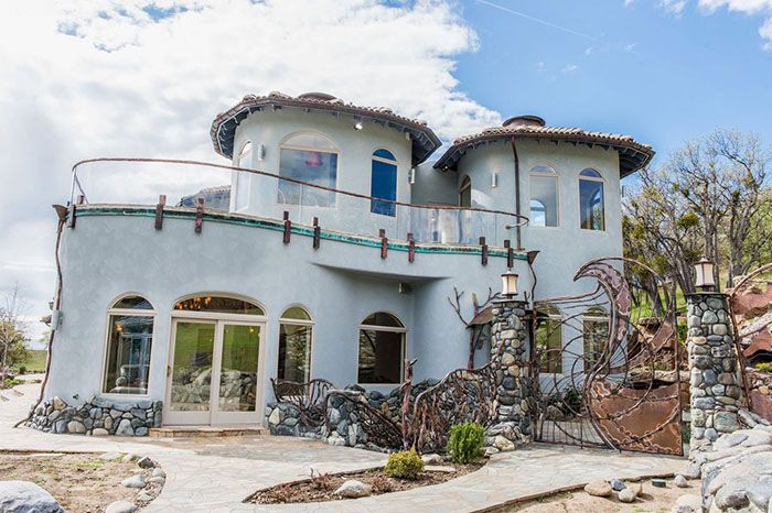 This House Costs $7,600,000 (25 pics)