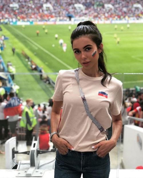 Girls Of The World Cup (23 pics)