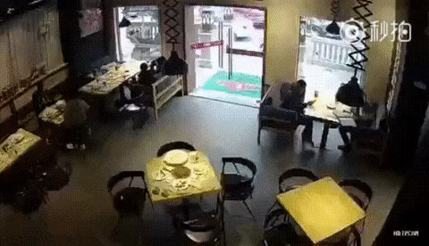 We Didn't Expected This (12 gifs)