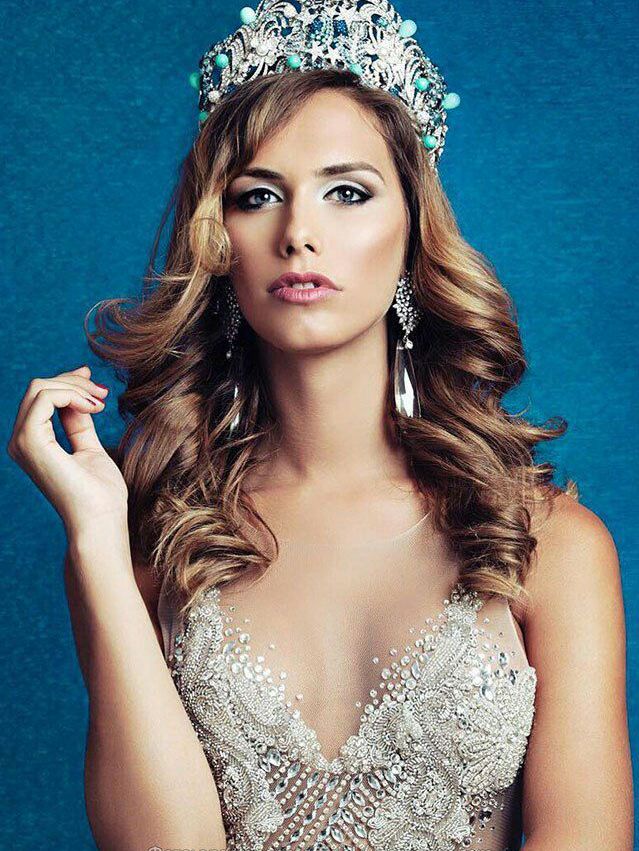 Transsexual Model Is The First To Represent Spain in Miss Universe Contest (11 pics)