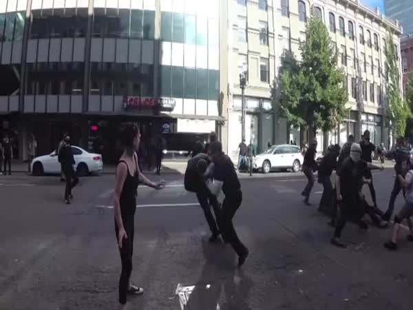 Antifa SoyBoy Knocked Out At Patriot Prayer Rally In Portland