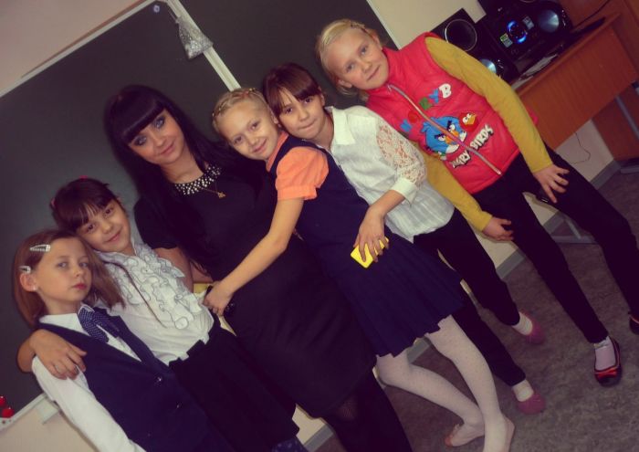 Pretty Russian School Teachers (38 pics)