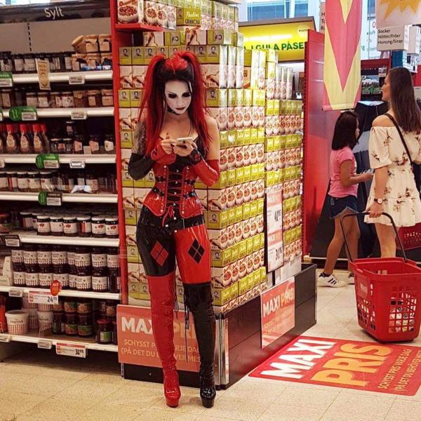 Acid Picdump (90 pics)