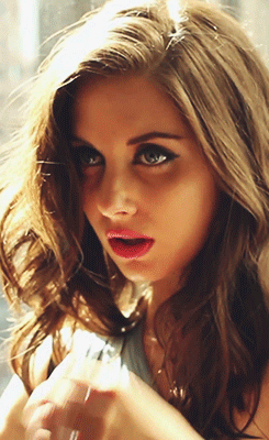 alison brie hot gif