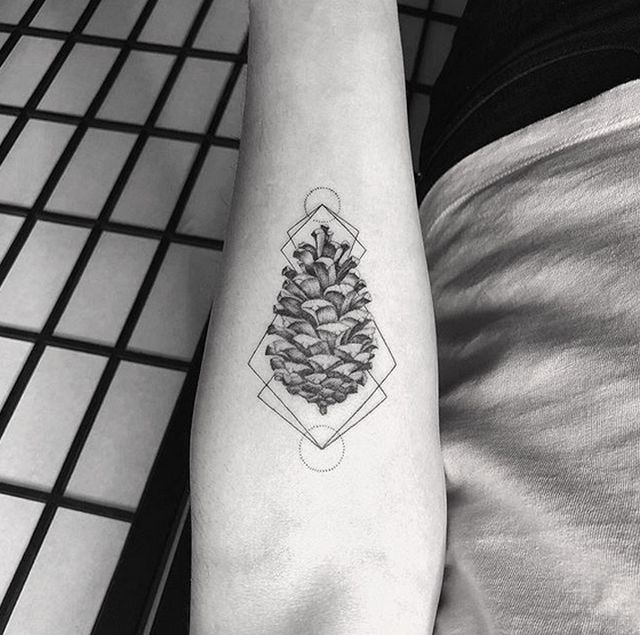 Nature-Inspired Tattoos (23 pics)