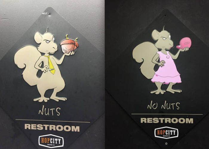 Funny Bathroom Signs (28 pics)