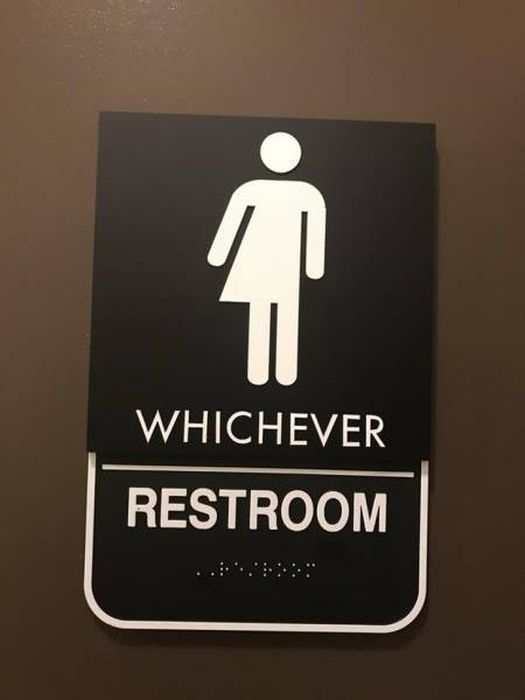 Funny Bathroom Signs (28 pics)