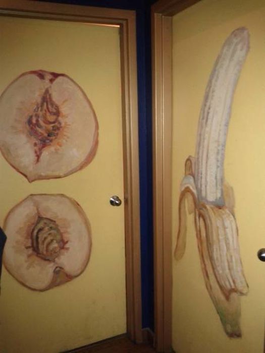 Funny Bathroom Signs (28 pics)