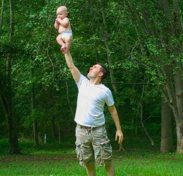 3 Generations Of Grandpa, Father And Son (3 pics)