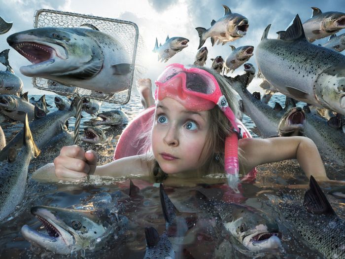 Dad Photoshops His Kids Into Funny Situations (20 pics)