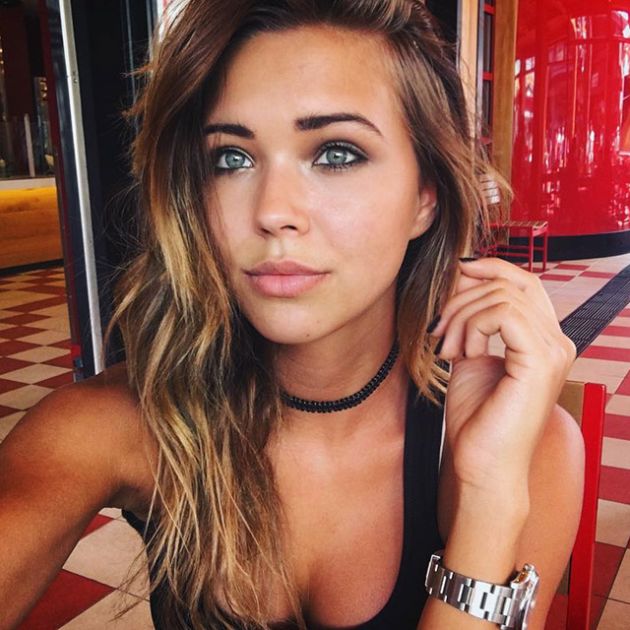 Pretty Girls (35 pics)