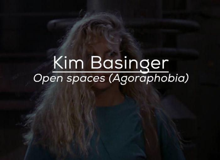 Celebrity Phobias (24 pics)
