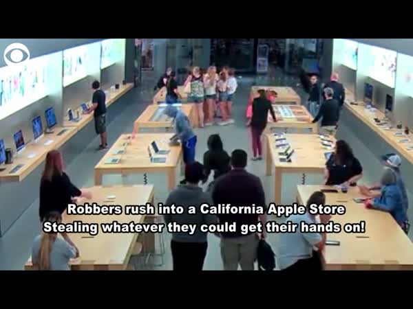 Apple Store In California Robbed By Four Teenagers