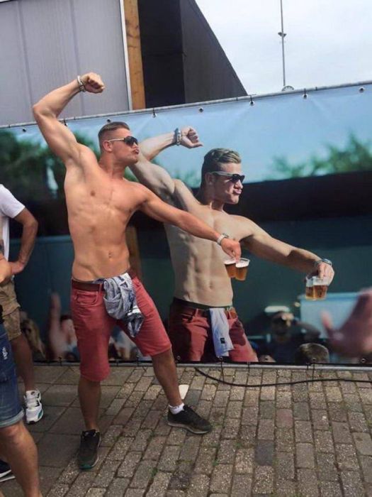 Acid Picdump (93 pics)