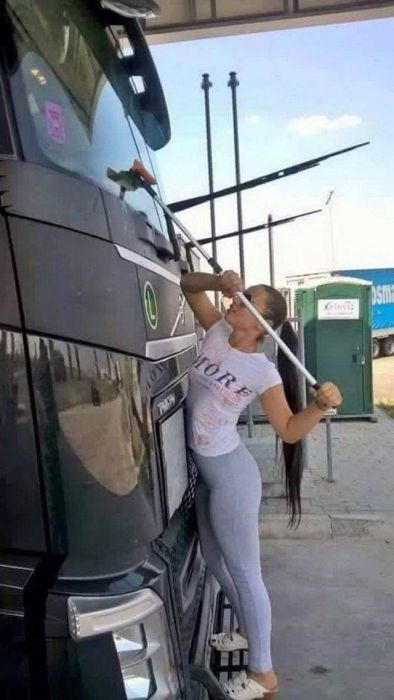 Acid Picdump (93 pics)