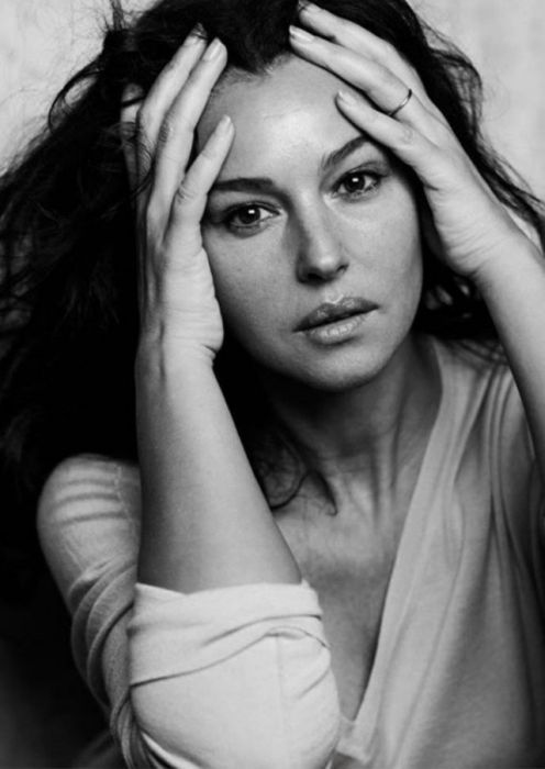 How Monica Bellucci Changed In 41 Years (35 pics)