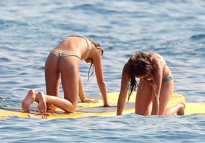 Stallone's Daughters In Bikinis (11 pics)