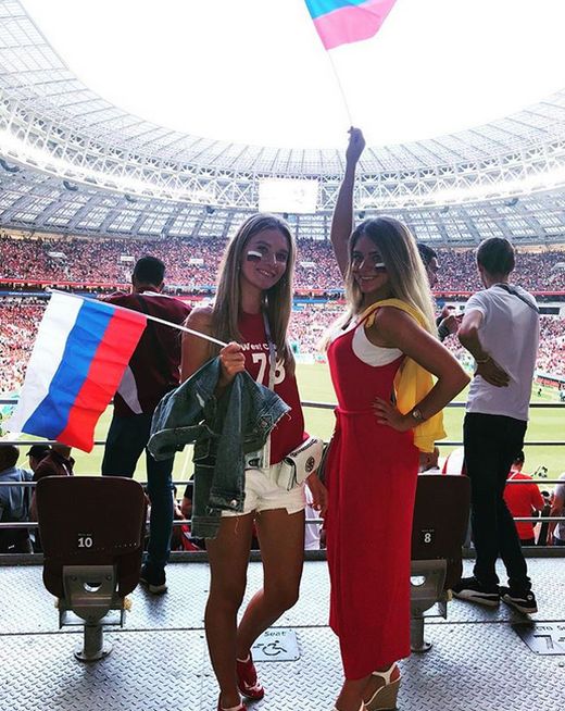 Very Hot World Cup Girls (31 pics)