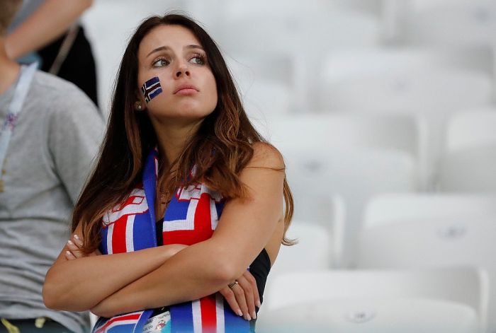 Very Hot World Cup Girls (31 pics)