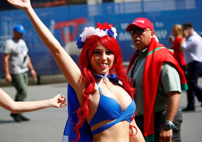 Very Hot World Cup Girls (31 pics)